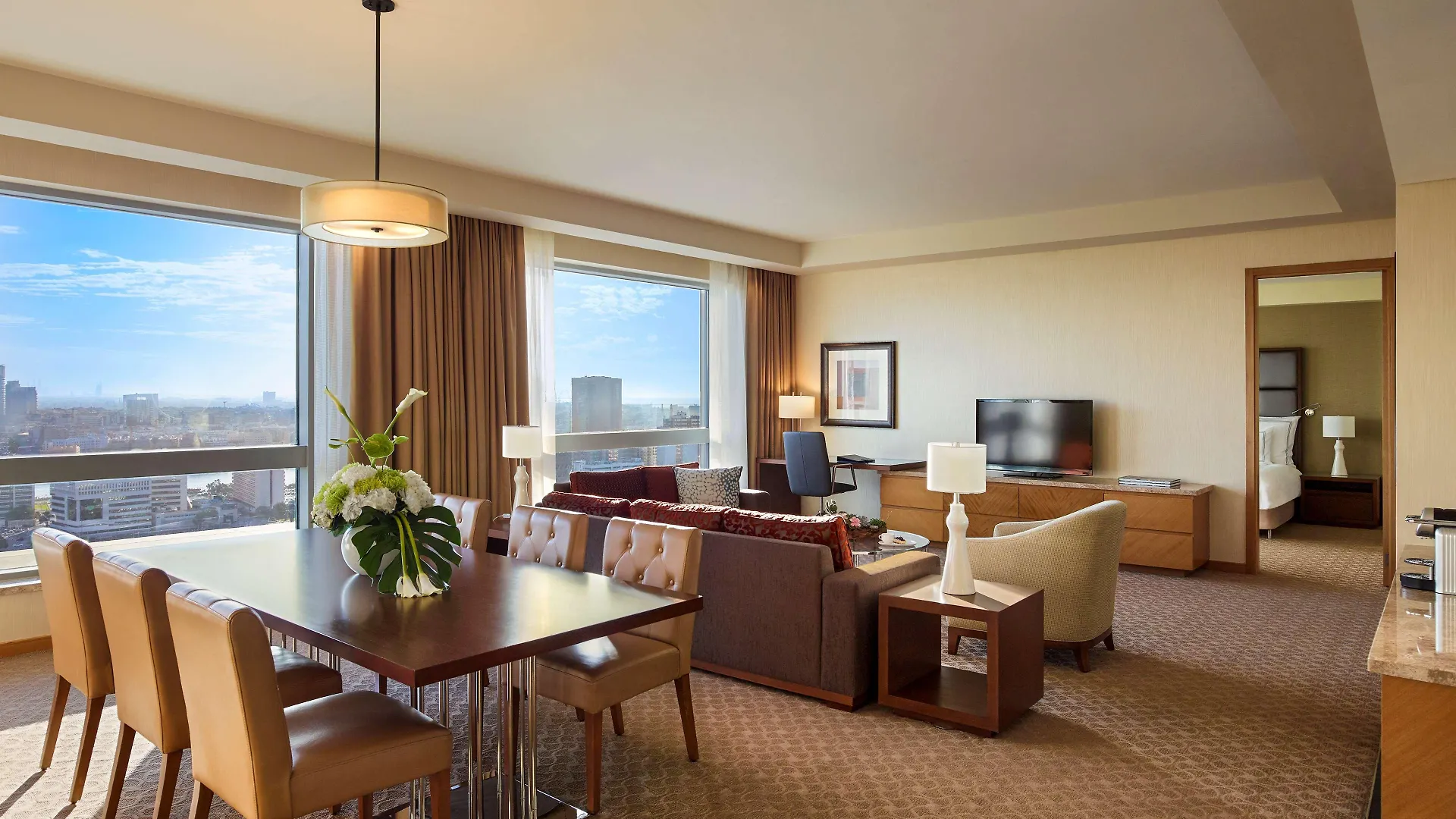 Swissotel Al Ghurair Dubai - Deira & Creek 5*,